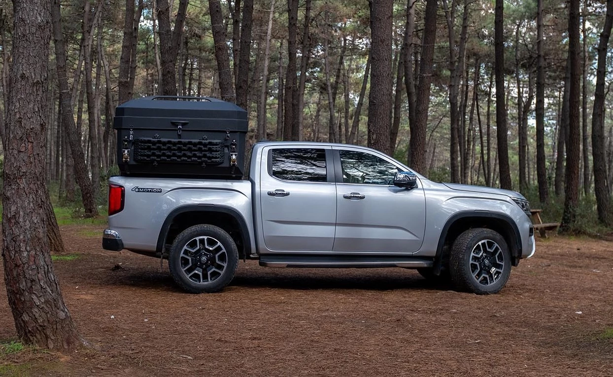 The Hotomobil Atlas Cabin Cube is like an expandable vault of adventure