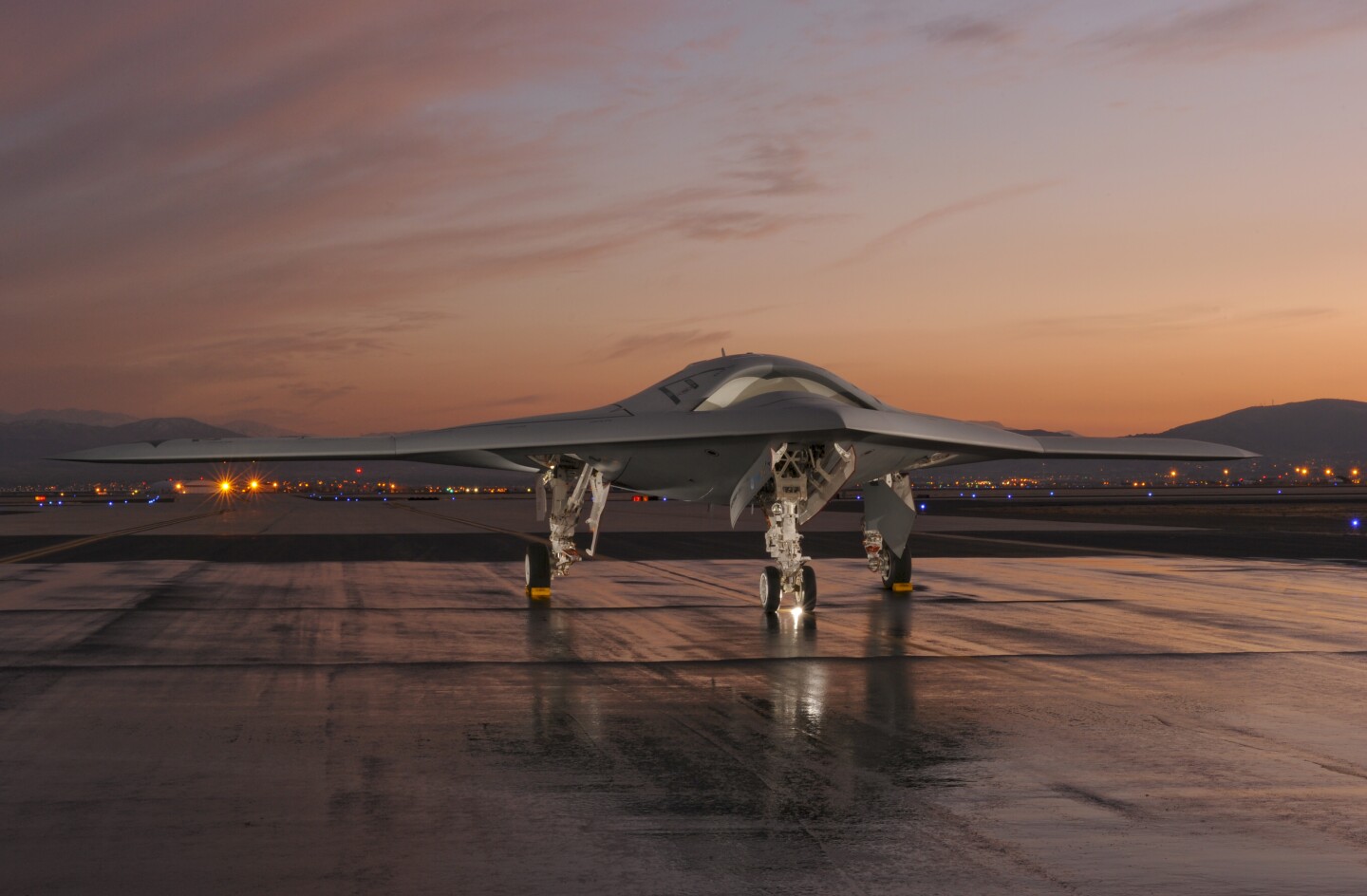 The carrier-type landings were conducted at a shore facility at the Naval Air Station Patuxent River in Maryland