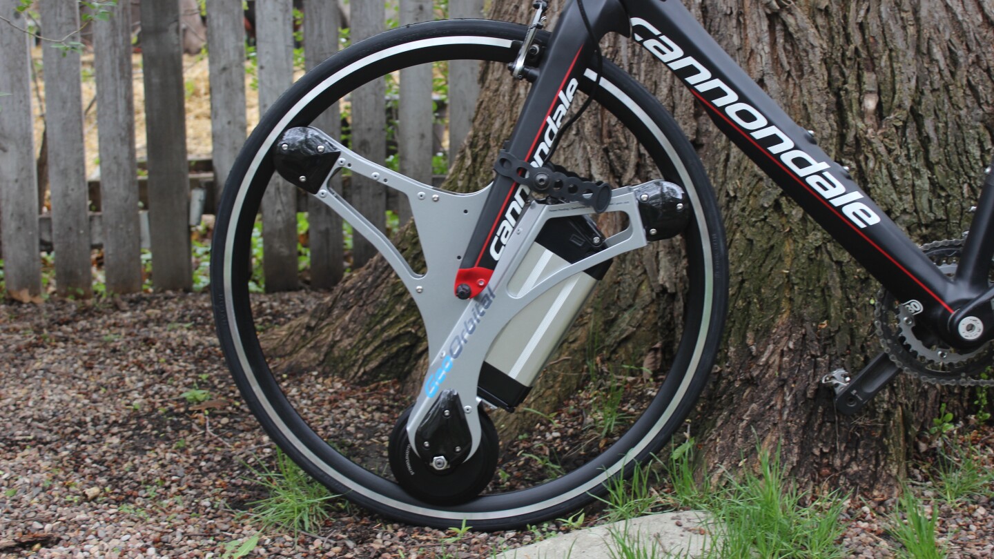 Installation is for the most part just a matter of taking your existing front wheel off, putting the GeoOrbital Wheel on, and fastening its hard-wired throttle control to the handlebars