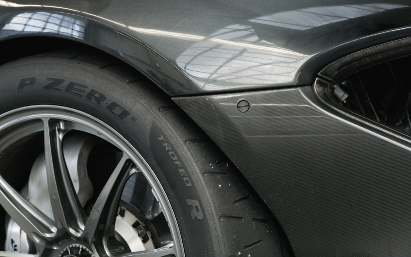 The Nürburgring lap record project also received considerable support from Pirelli which made a special road legal Trofeo tire specifically for the P1 LM. One wonders how much clout you need to persuade a company as big as Michelin to produce tires for a run of five cars, or how much it will cost an LM owner to keep their toy "well heeled"