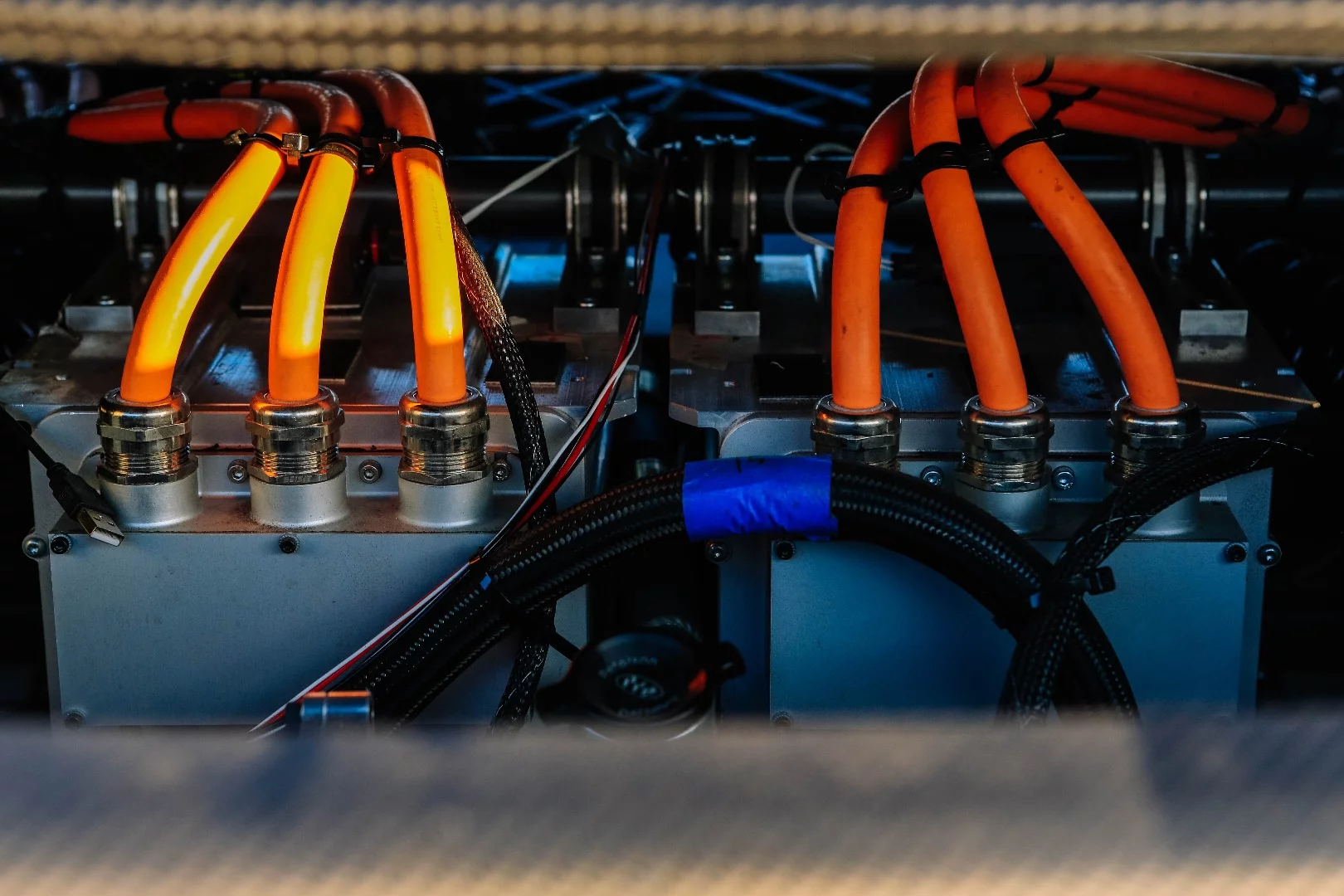 Xing says that Miss R's entire battery enclosure can be hot-swapped in less than 5 minutes