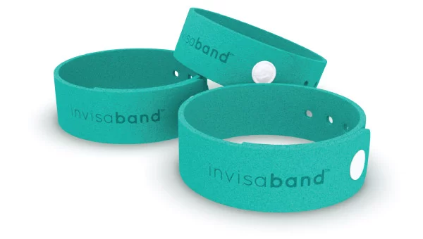 This oil from the geranium flower, known as geranoil, is released slowly through the Invisaband's microfiber material