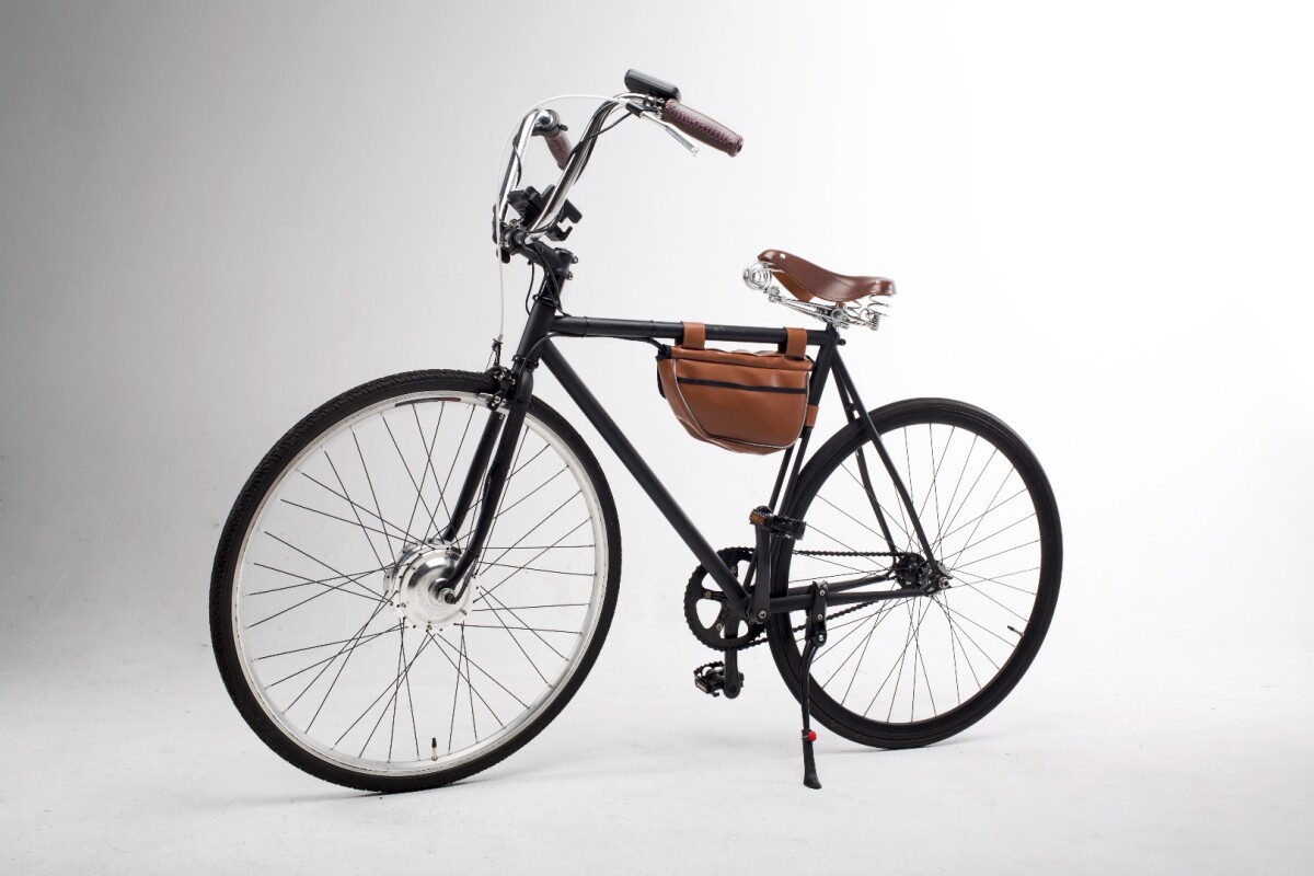 Coolpeds combines simple, traditional style with a modern electric drive