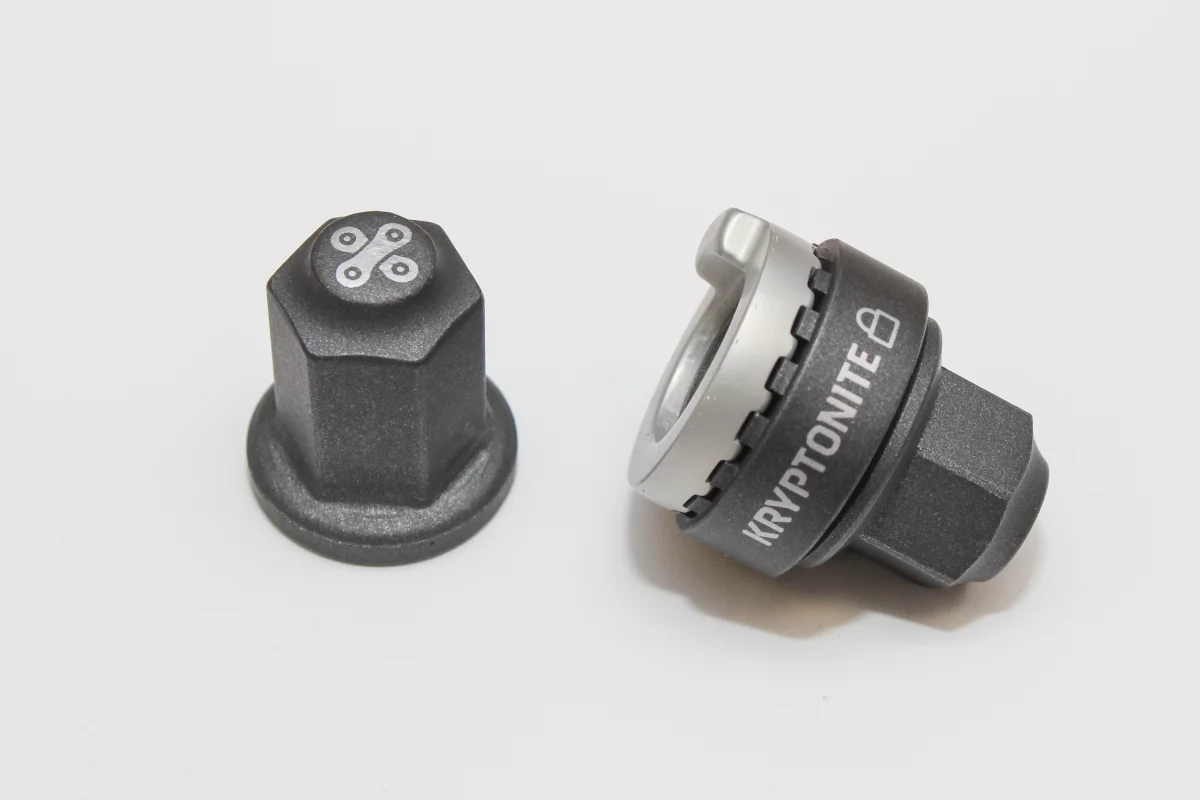 Kryptonite's Security WheelNutz