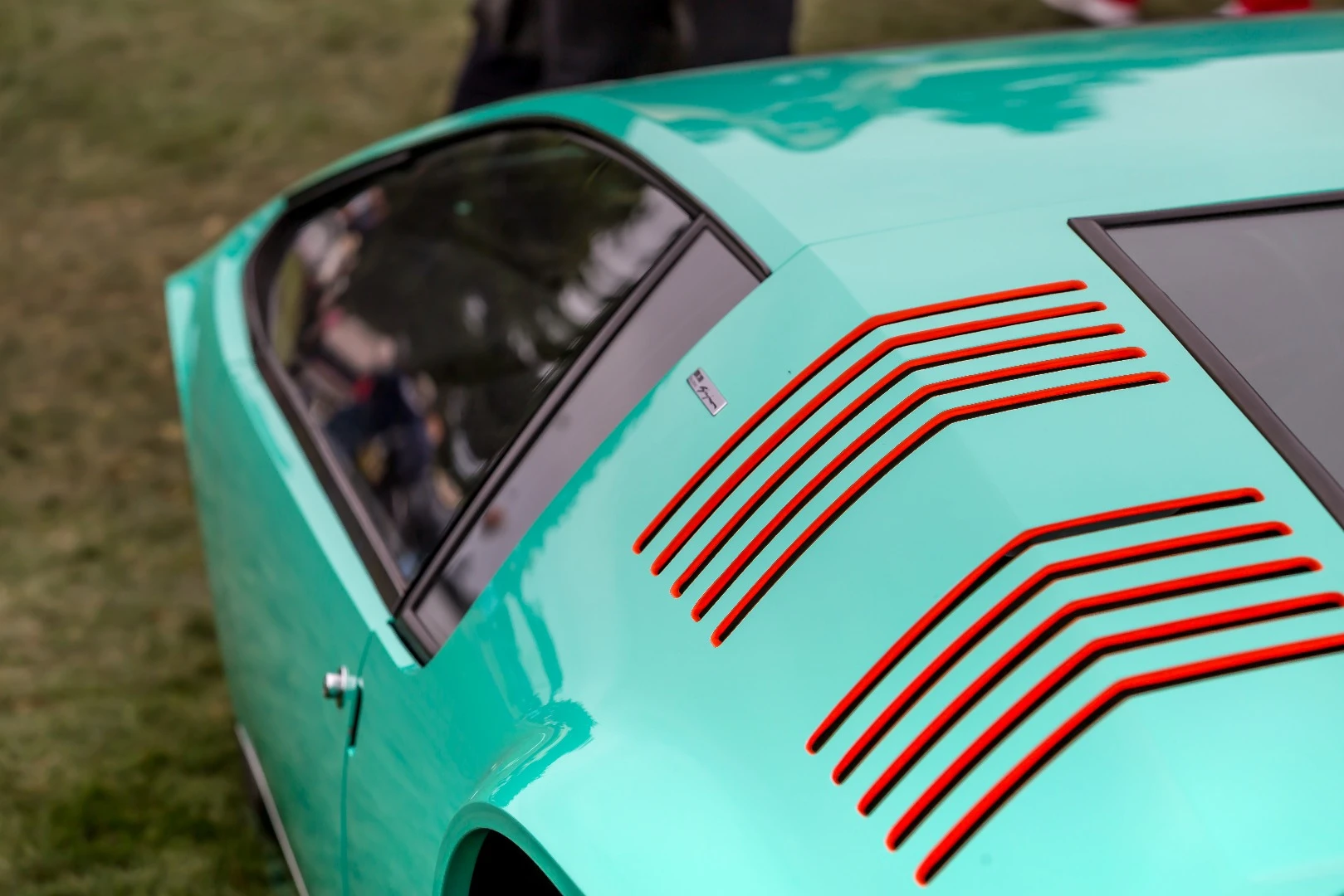 1966 Bizzarrini P538 Italdesign Manta Concept sports distinctive design details