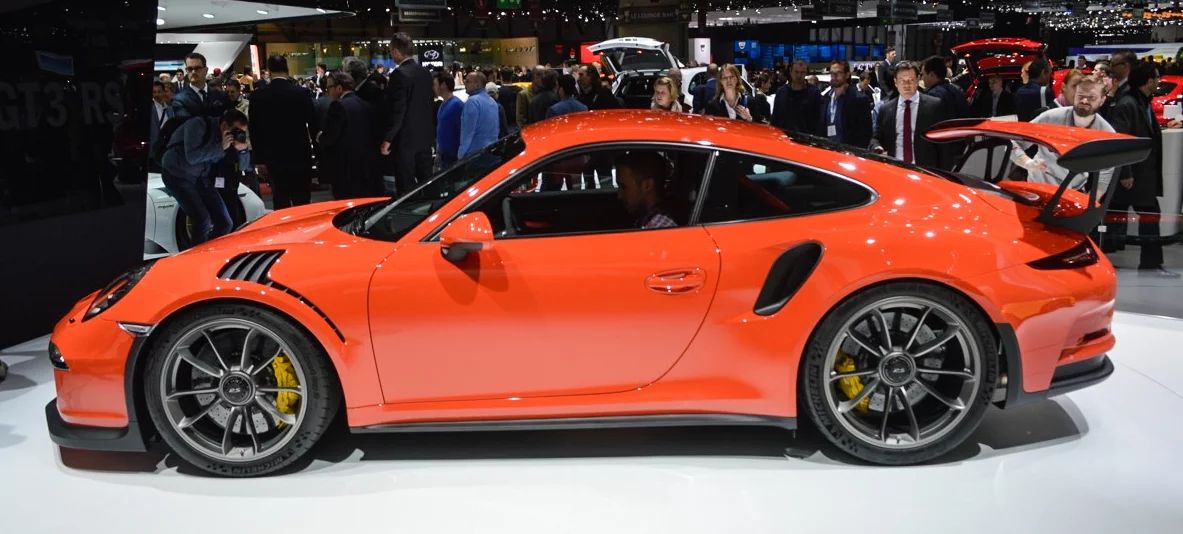 The GT3 RS eschews its predecessor's manual gearbox for a fast-shifting PDK unit (Photo: C.C. Weiss/Gizmag.com)