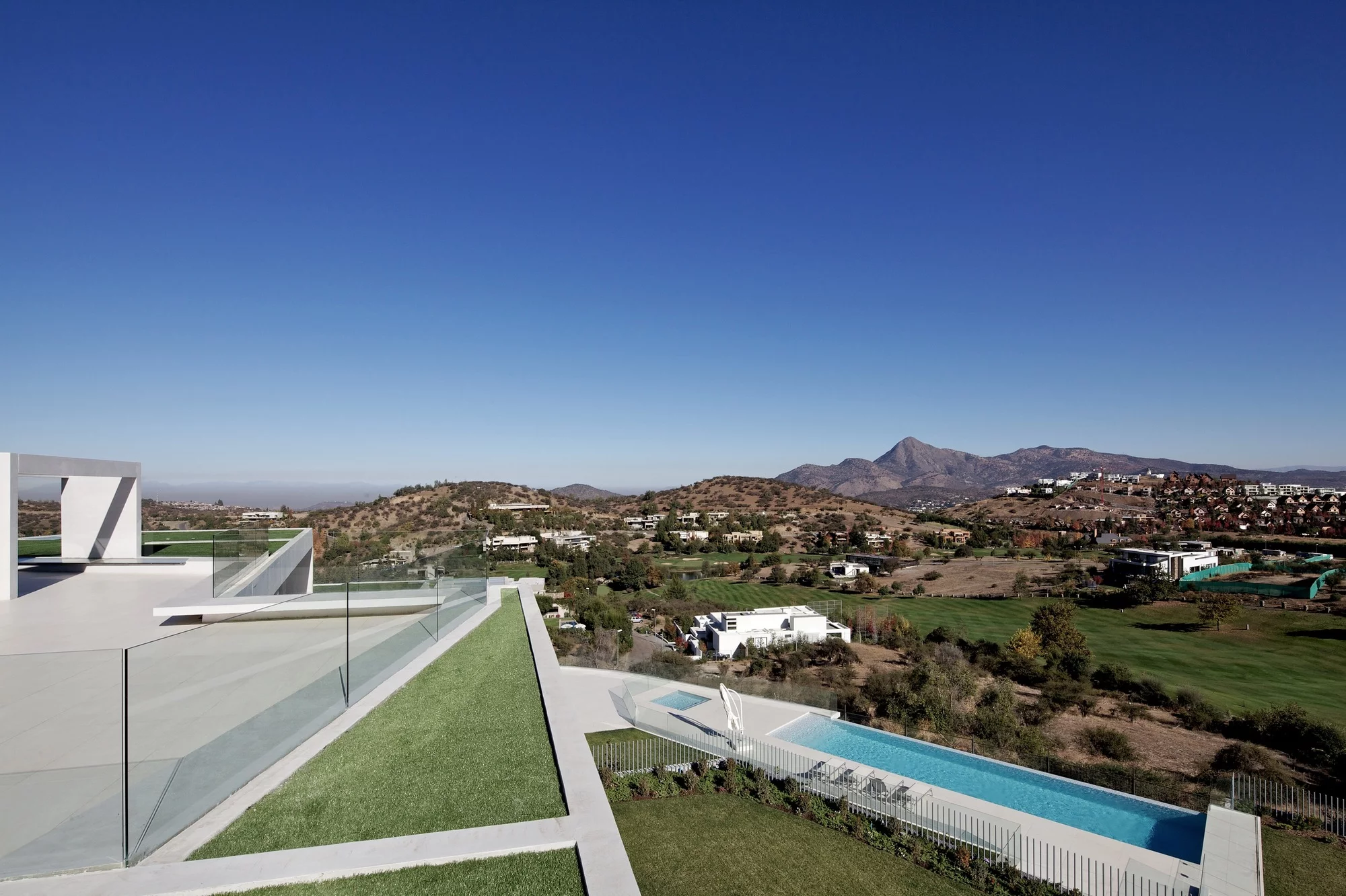 The home boasts views over the local golf course (Photo: Nico Saieh)