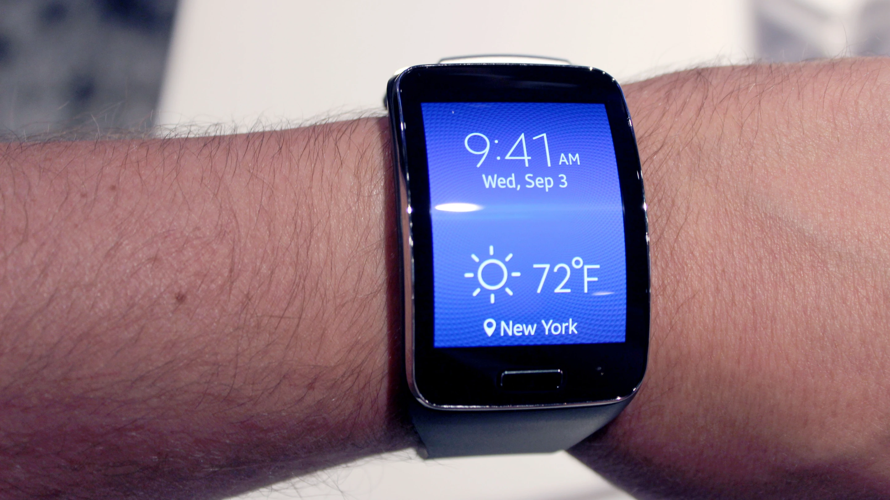 Samsung Gear S (Photo: Will Shanklin/Gizmag.com)