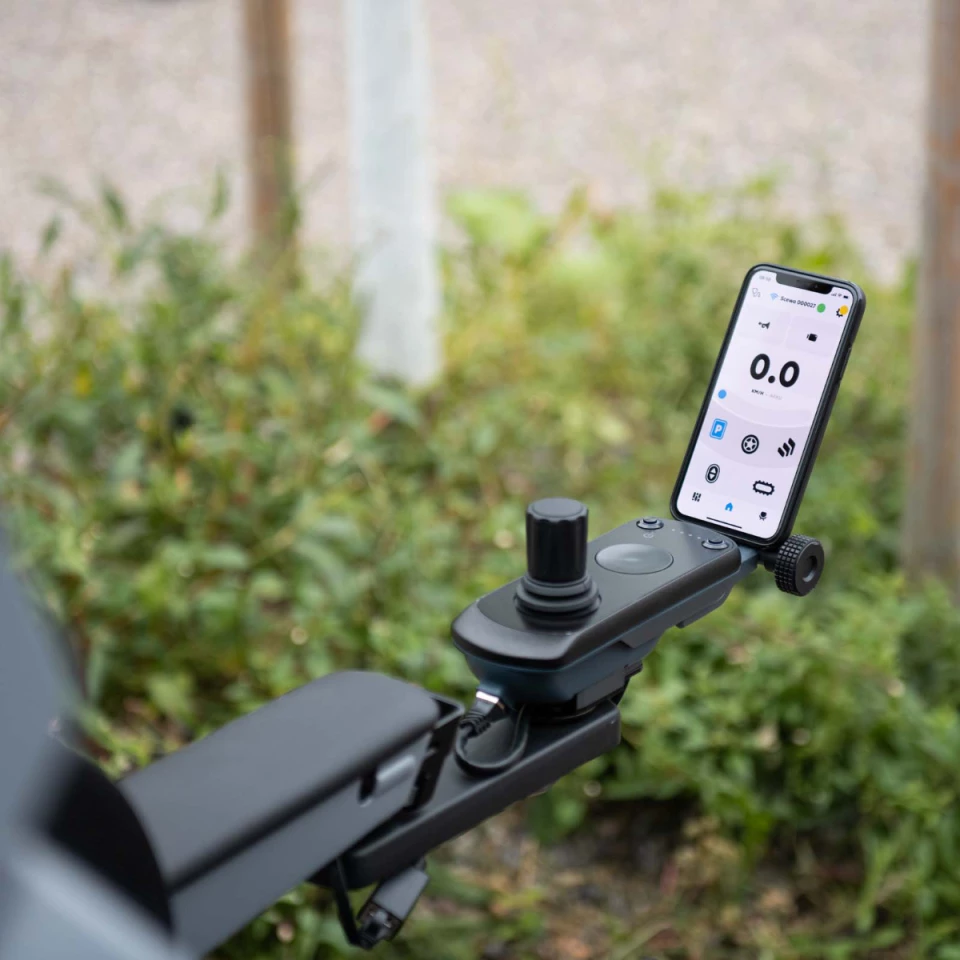 The Bro is controlled with a combination of on-screen options in the app and a physical joystick and buttons