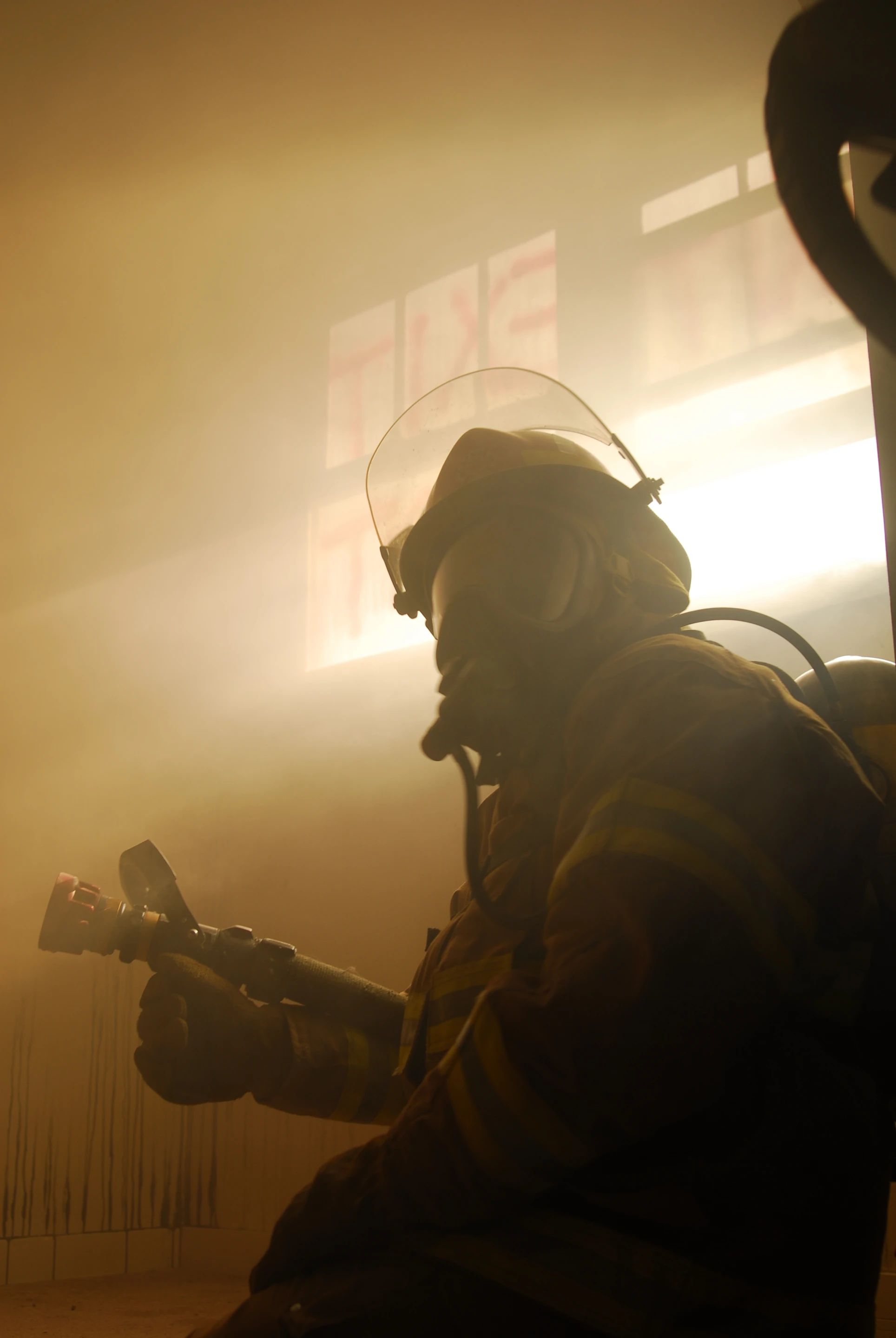 A firefighting helmet that incorporates ultrasound and vibrational forehead pads could help firefighters find their way in smoky environments (Photo: Shutterstock)