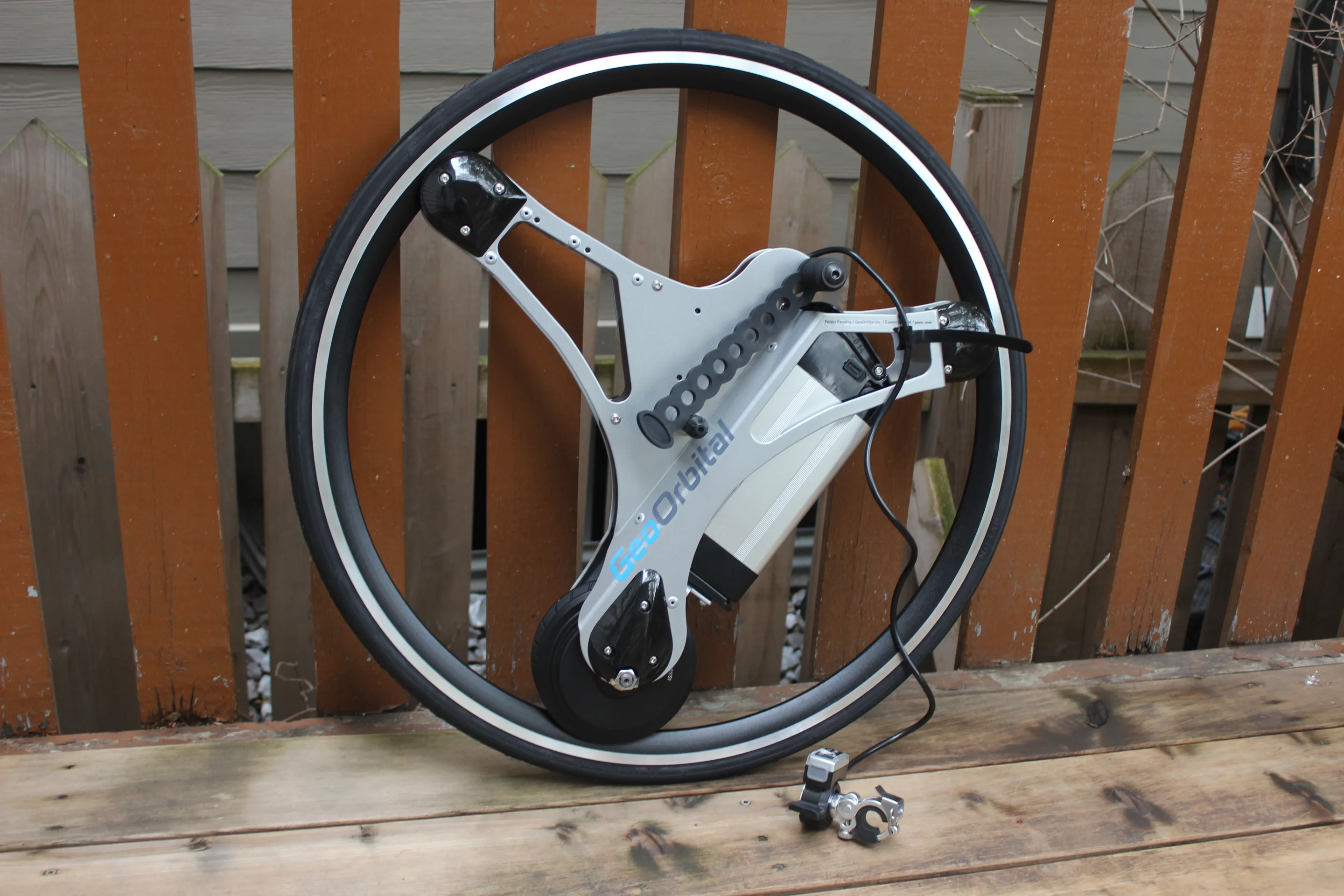 The GeoOrbital Wheel that we tested weighed a little over 22 lb (10 kg)