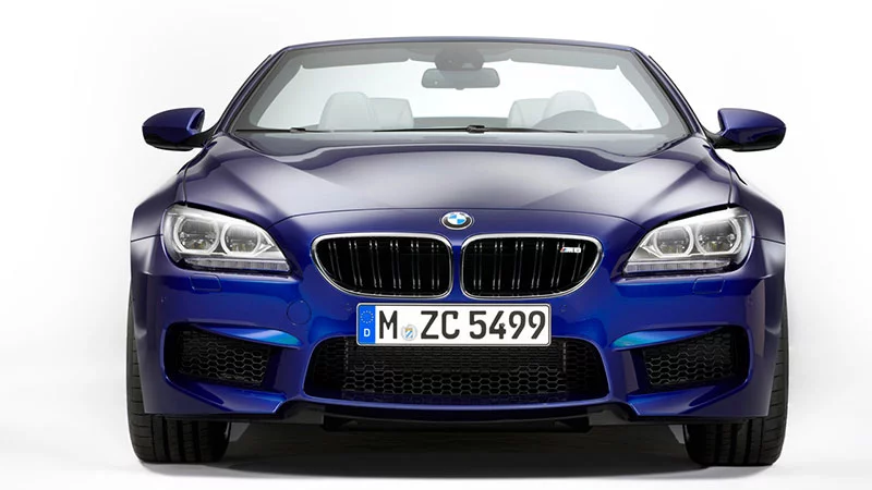 The BMW M6 convertible's friendly face (grrr...)