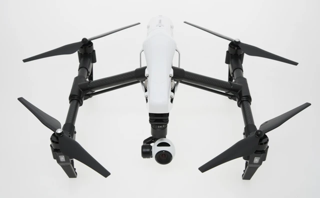 Power is provided by a new 6-cell 4,500mAh battery, that provides approximately 18 minutes of flight time