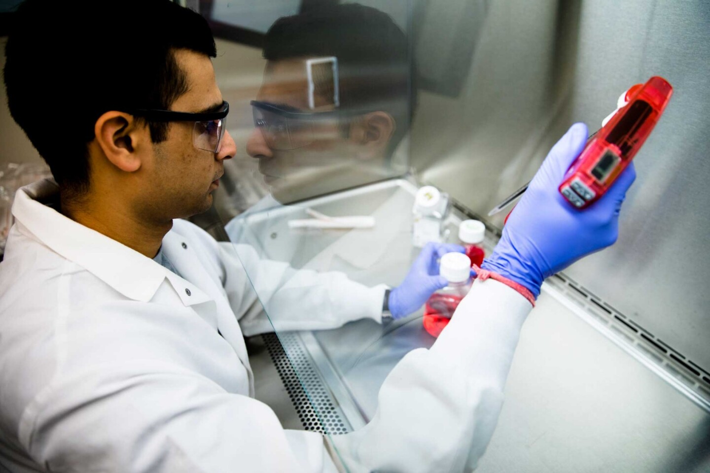 To image breast cancer, the team used a molecule from a failed drug that binds to tumors but doesn't do anything, and attached another molecule that fluoresces under infrared light