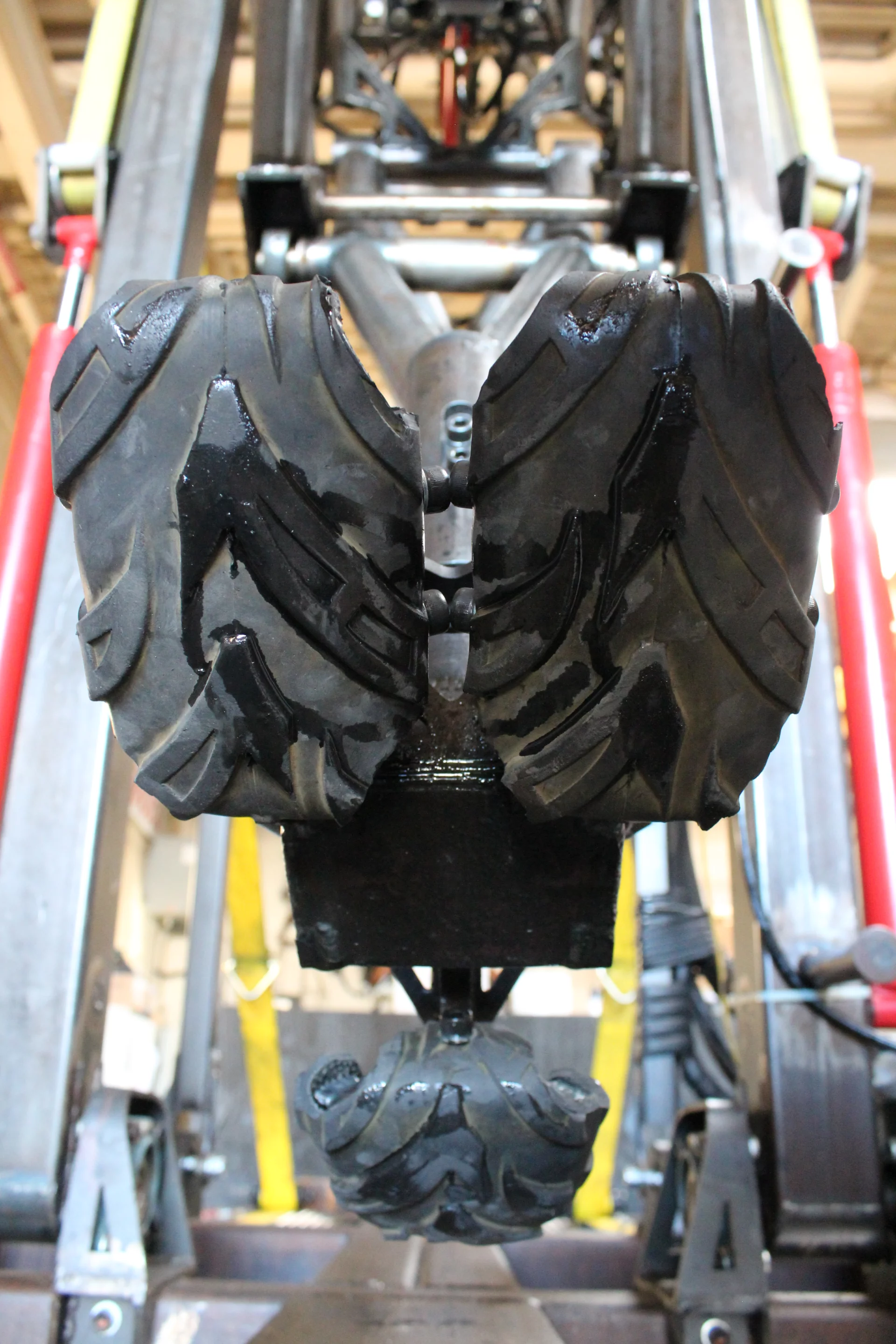 The treads of the foot on the Alpha Leg – not a view you ever want to see (Photo: Anti-Robot)