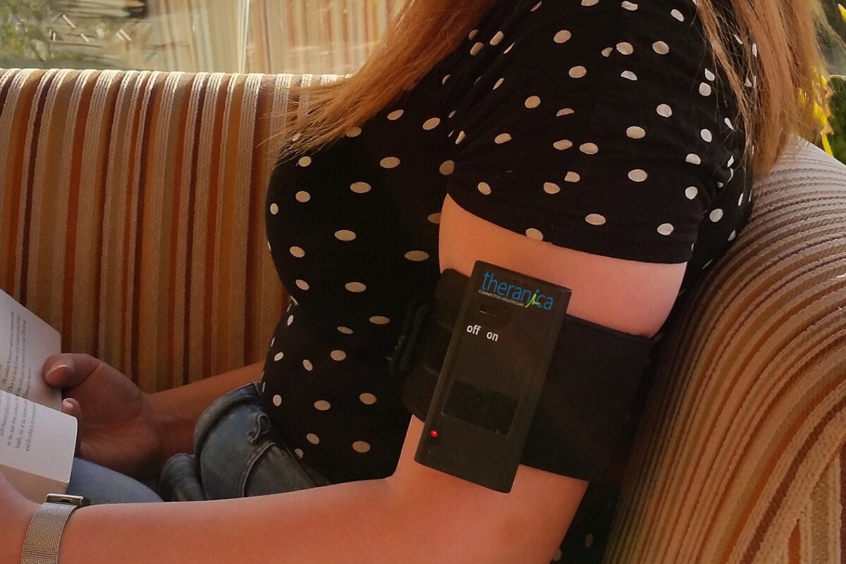 Wireless armband may be a headache for migraines