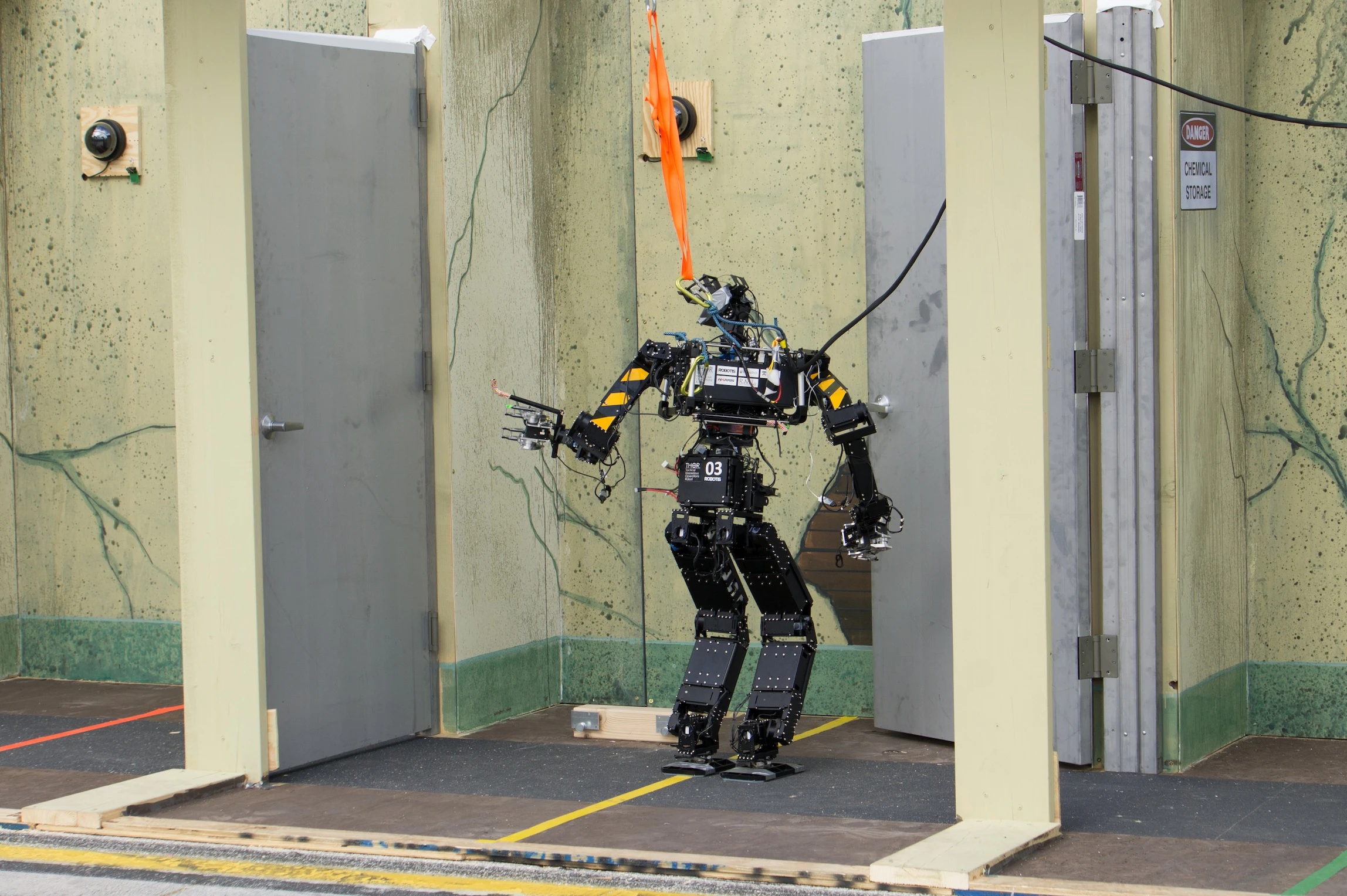 KAIST in the middle of the door course