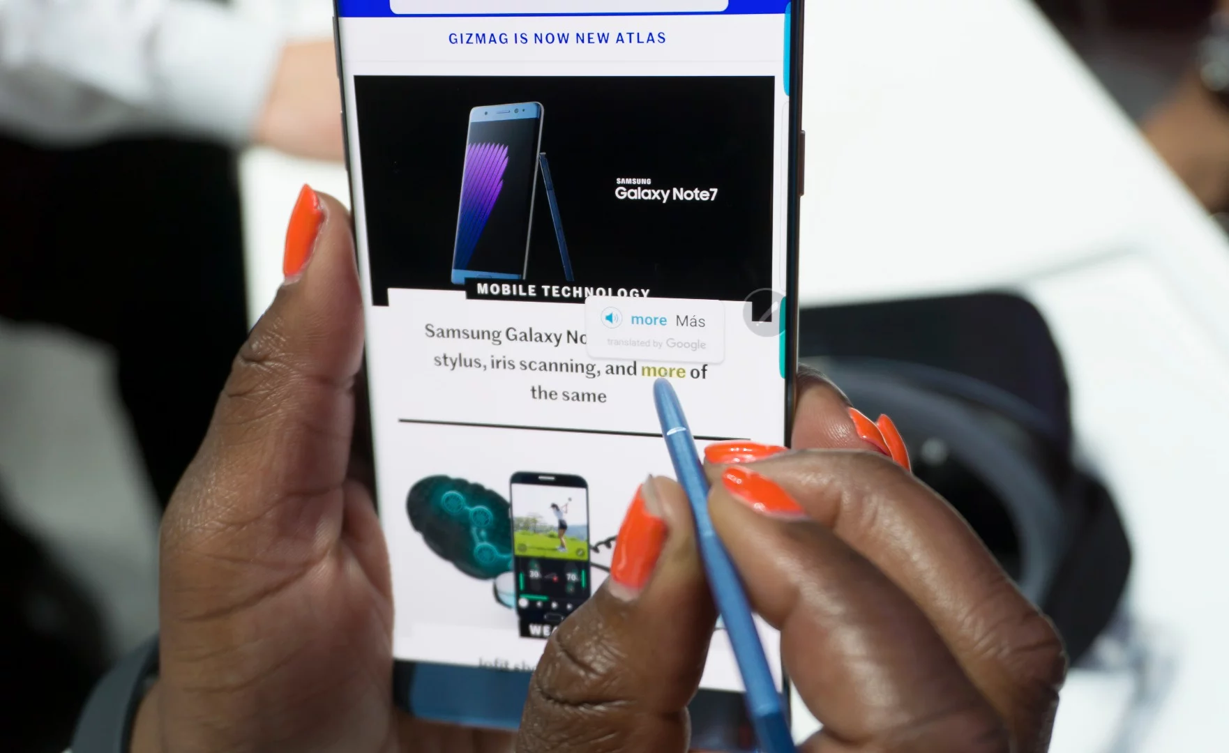 Translating text on the fly with the S Pen