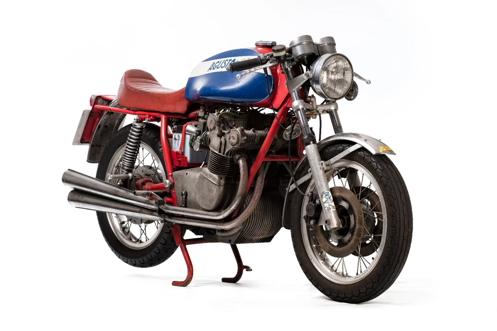 This 1968 MV Agusta 750S (Lot 572) sold for £40,000 ($52,116).