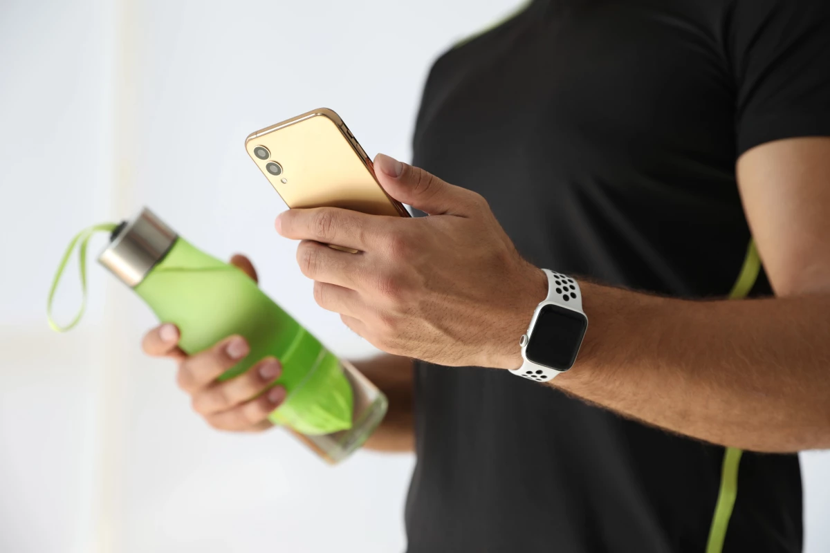 The type of capacitive sensor utilized in smartphone screens is capable of assessing a user's current hydration level, via a press of a finger