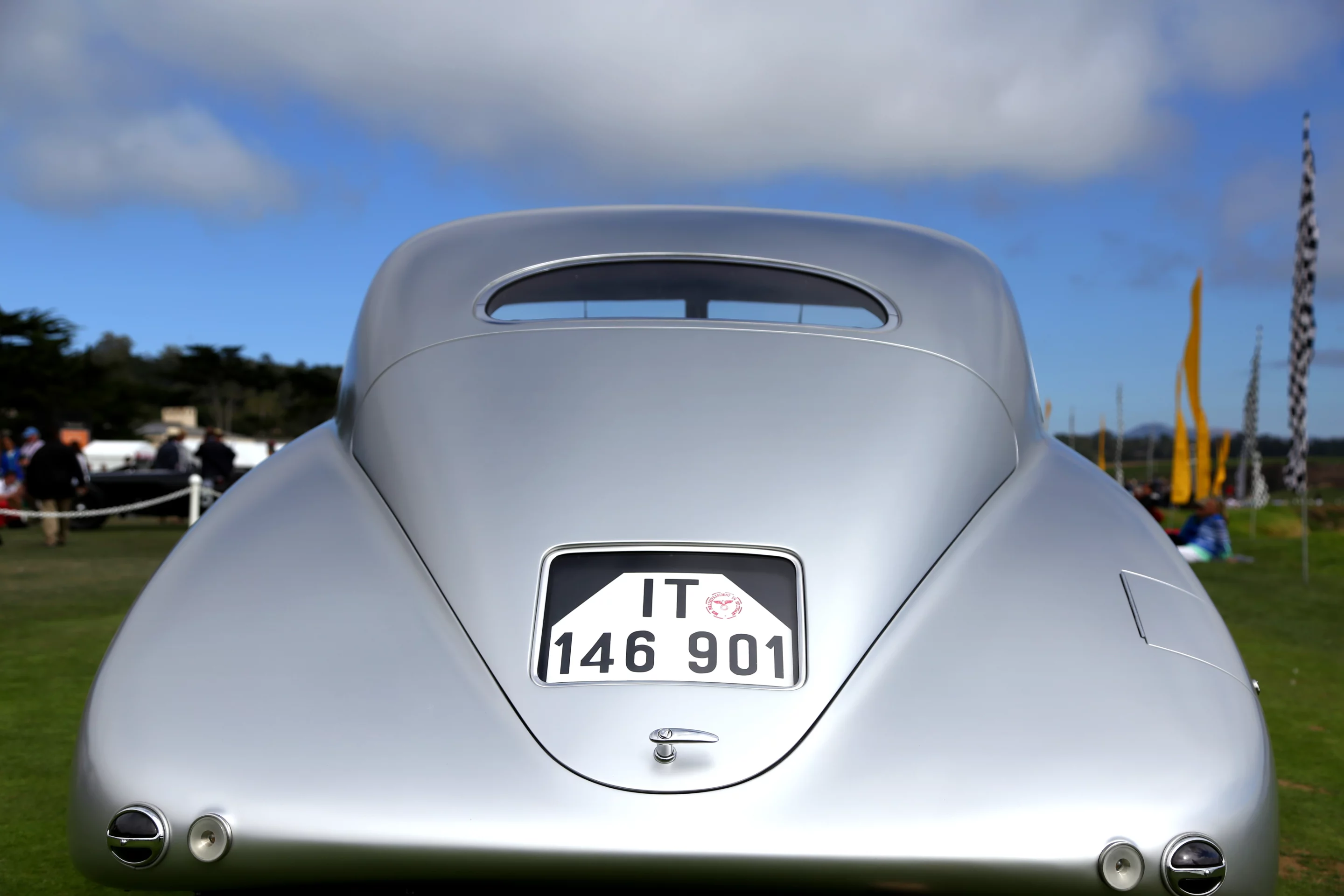 The 1938 Mercedes Benz 540K Streamliner was reported to have a top speed of delivering a top speed of 185 km/h (115 mph) (Photo: Angus MacKenzie/Gizmag.com)