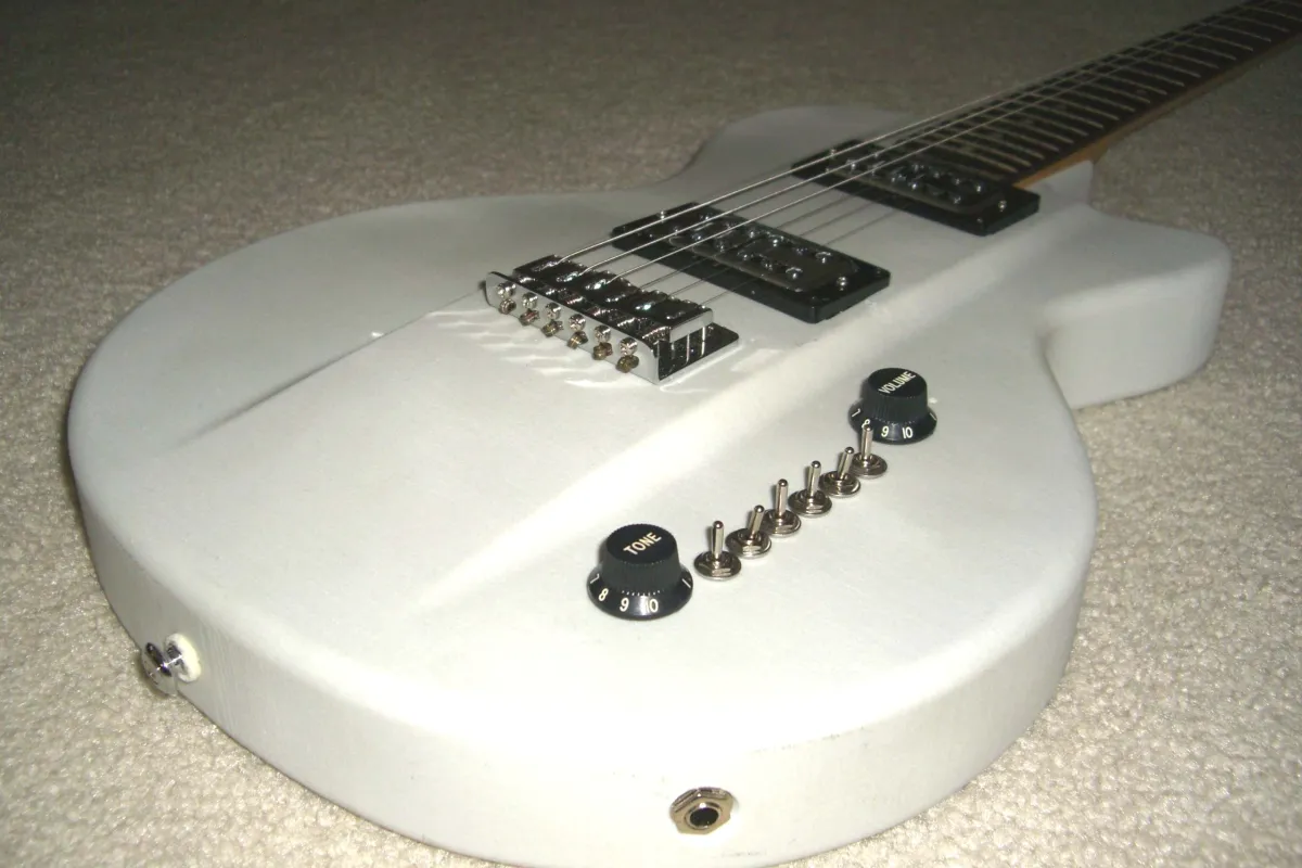 The AWE-3DG 3D-printed guitar from AweSome Musical Instruments
