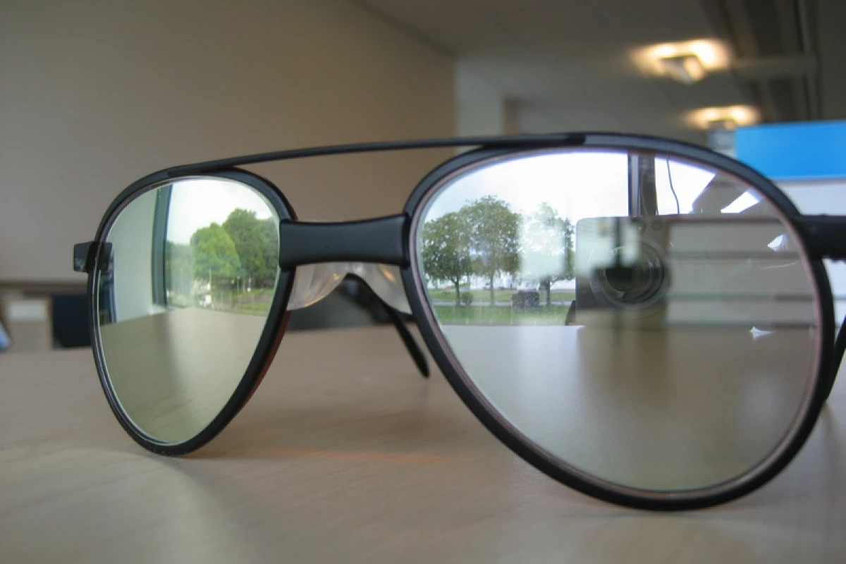 Prototype laser eye-protection spectacles (Image: Crown Copyright/MoD)