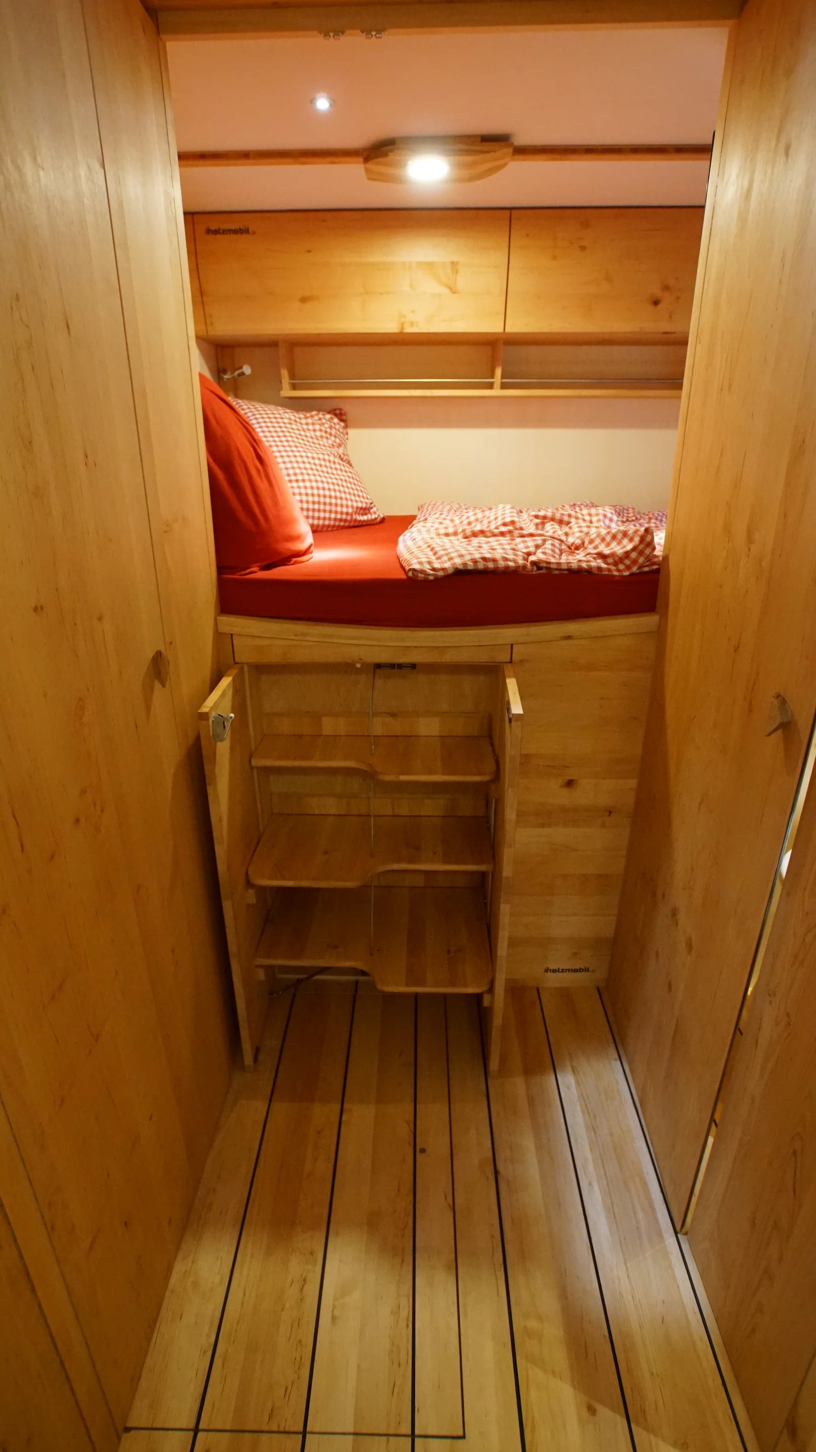 Holzmobil under-bed wardrobe