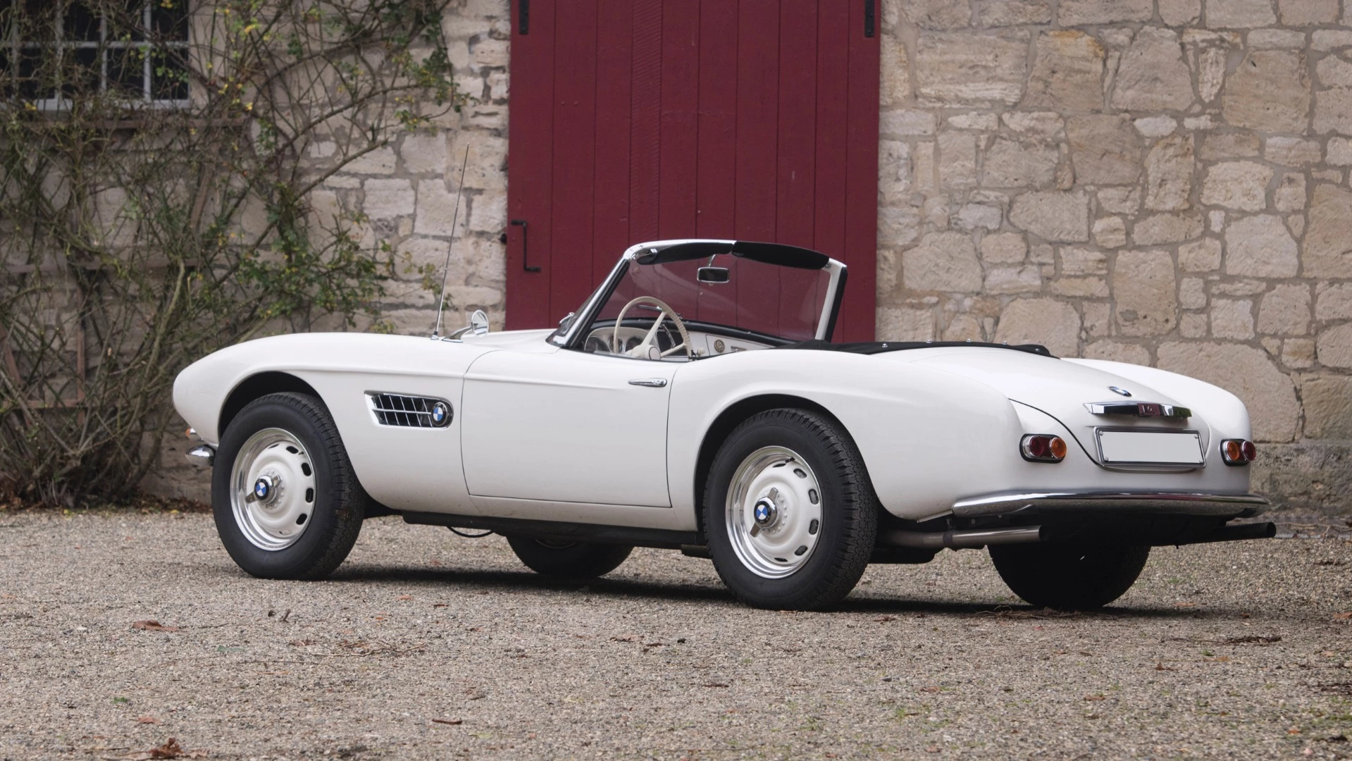 $2,182,327 (€1,776,875) | 1958 BMW 507 Roadster Series II | RM-Sotheby's | Lot 134 | Auction Description | Estimate: €1,600,000 to €1,800,000