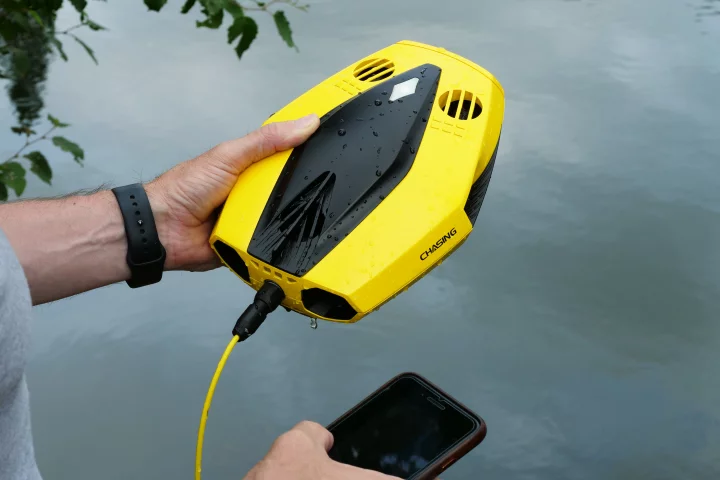 The Dory underwater drone is presently on Kickstarter