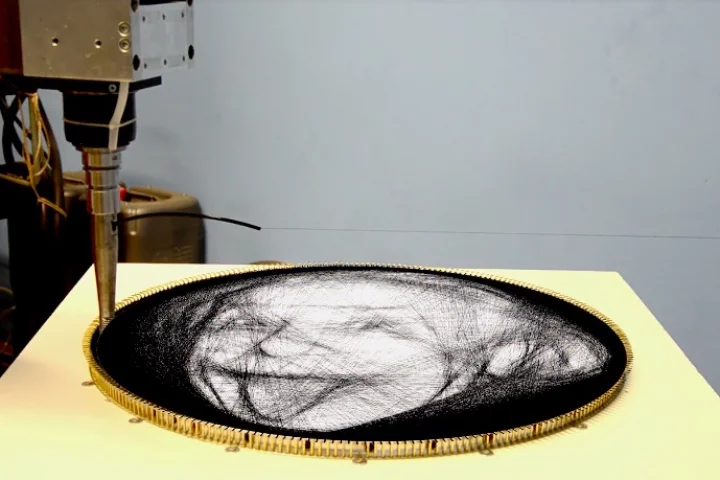 The string art robot completes an image