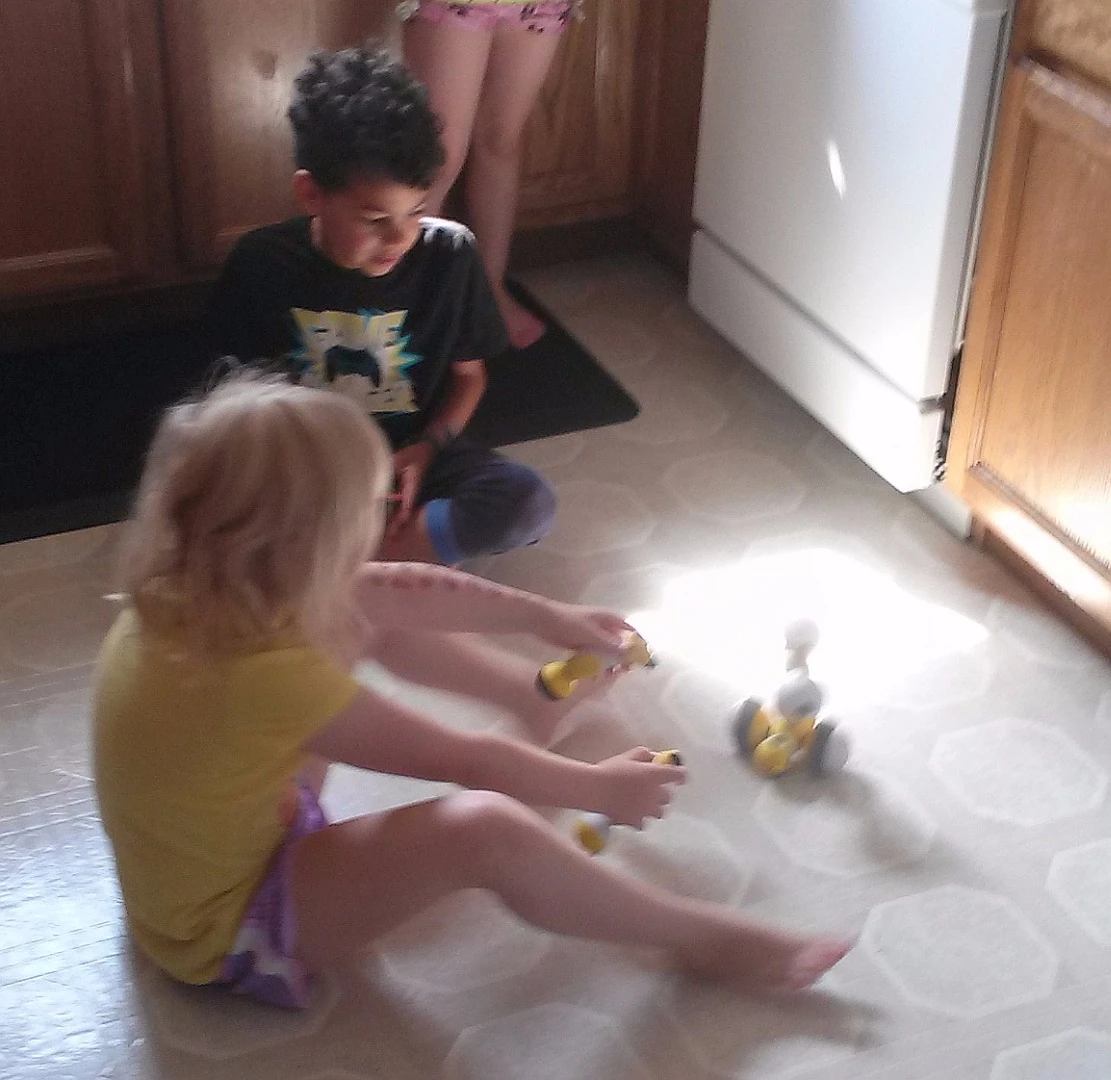 The Big M is a great design for learning the various components available with the Mabot kit. Here, my daughter removed the arms while my son sees how that changes the balance and control of the 'bot