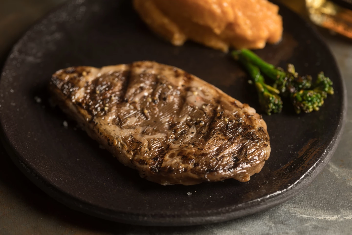 This rib-eye steak was produced using a new 3D bioprinting technology
