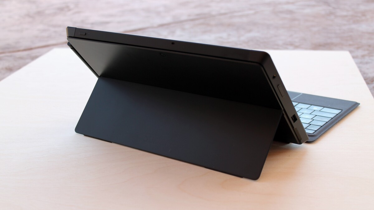 The new model has the exact same VaproMg (magnesium alloy) chassis as the first model