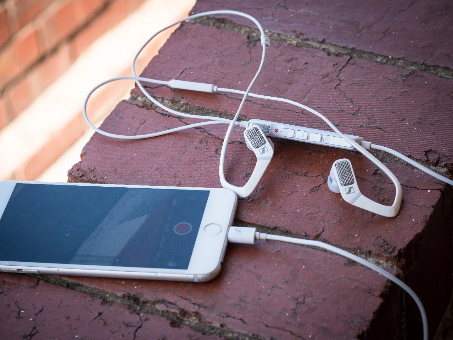 Sennheiser AMBEO Smart Headset: currently only available for iPhone