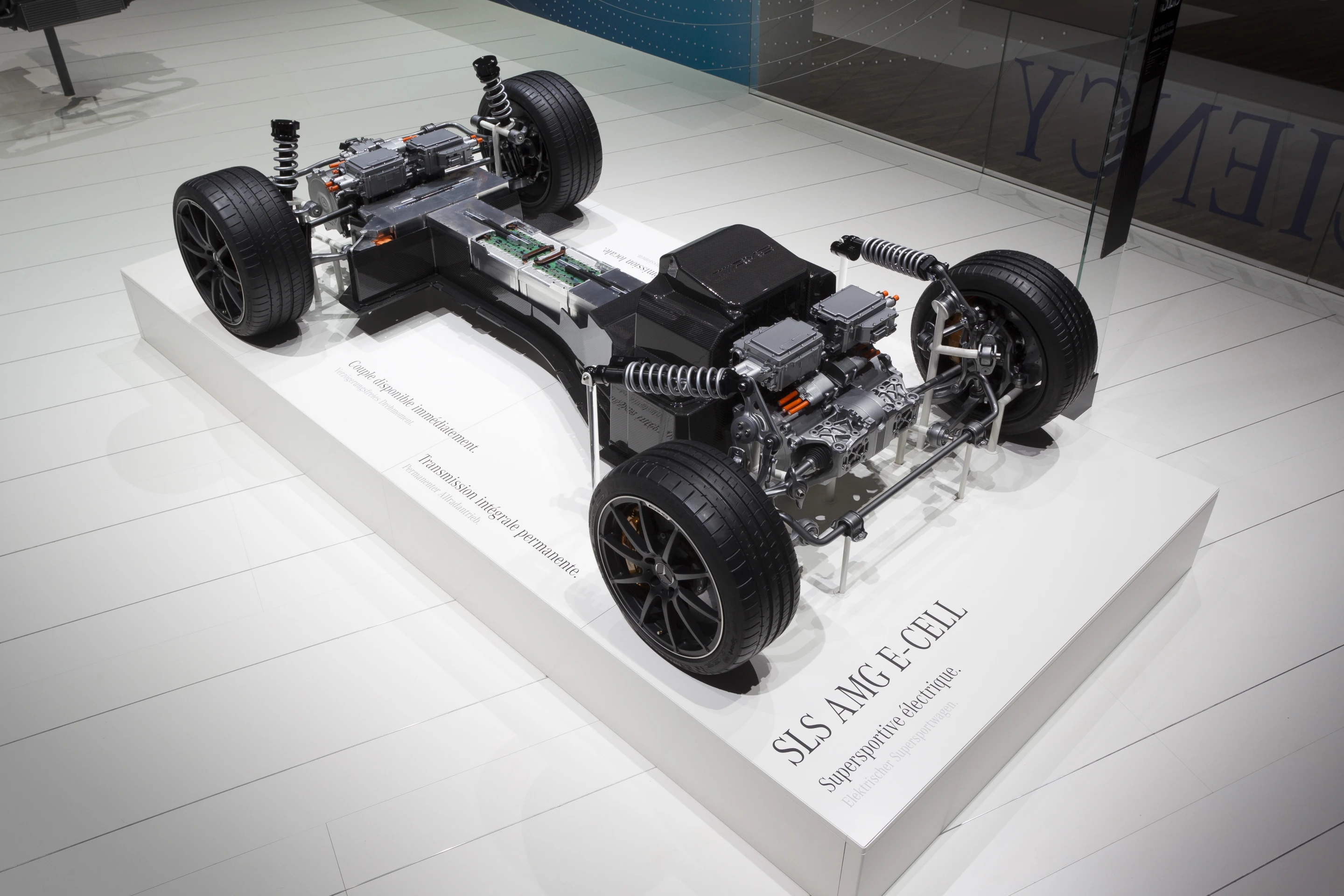 Mercedes-Benz SLS AMG E-CELL drivetrain