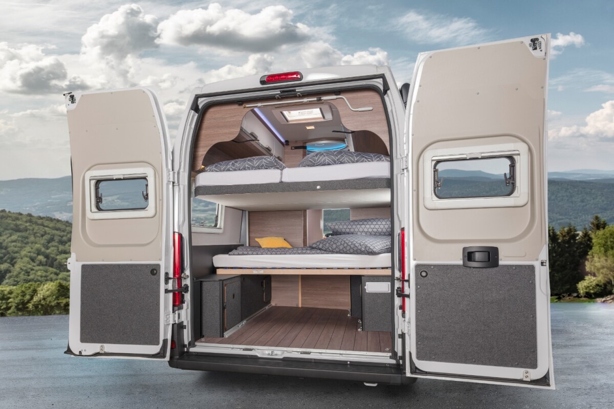 The Boxlife 630 ME's optional lower bed creates a four-sleeper rear cargo area