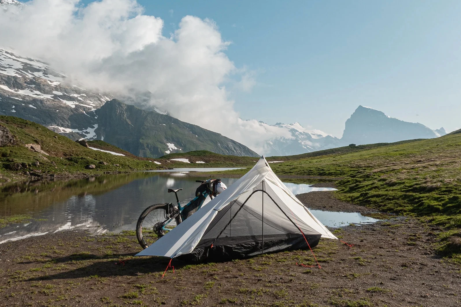 Setup is claimed to take less than five minutes – a hiking pole can be used instead of a bike