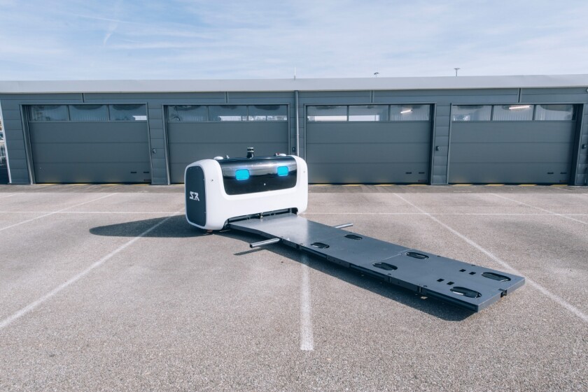 The Stan robot sans car - features a large pickup platform