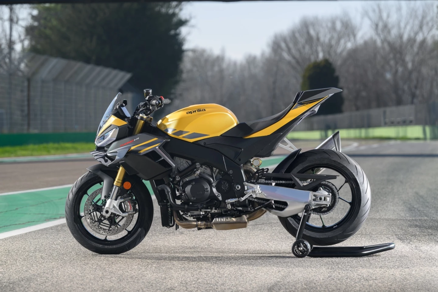 This suite of rider aids comes in Aprilia’s updated Race Pack, which draws on MotoGP-derived technology