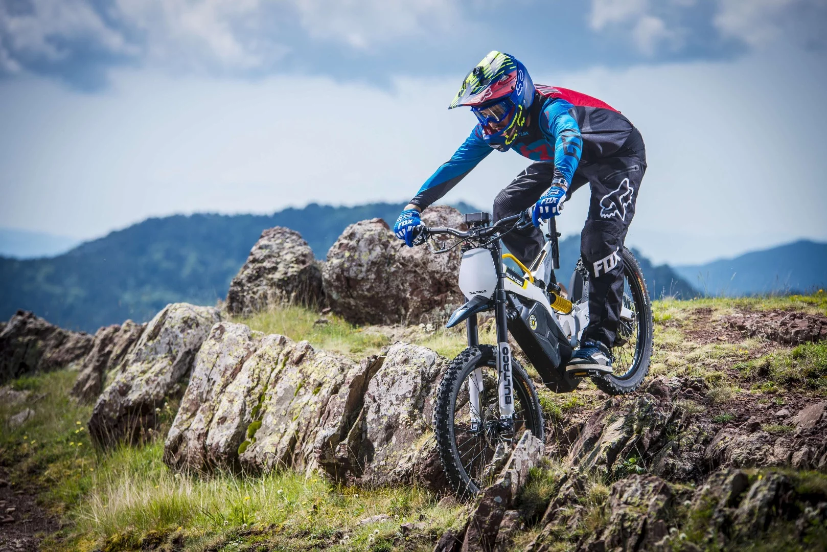 Bultaco has designed the Brinco to occupy the space between bicycle and motorbike