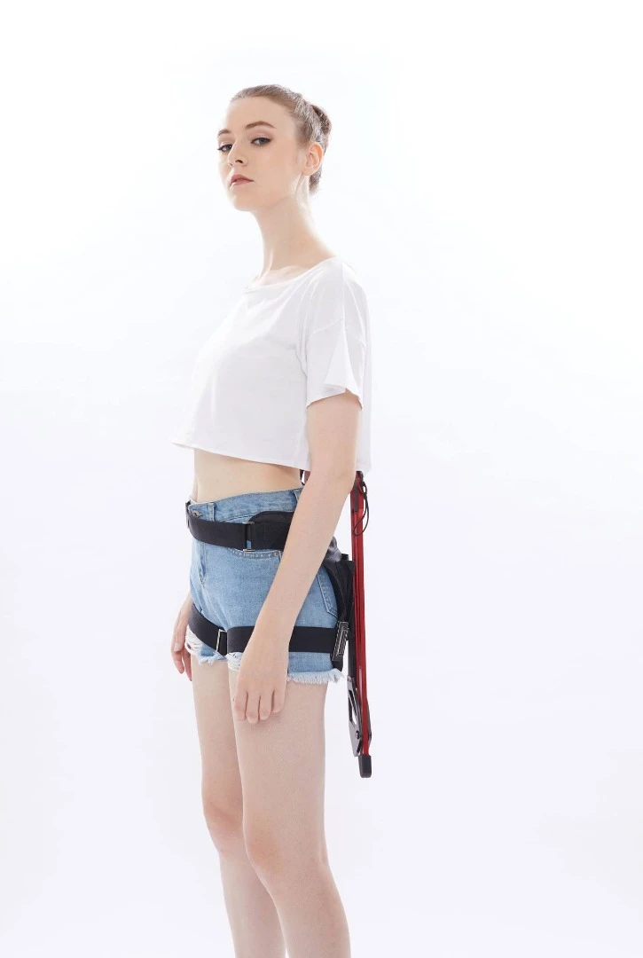 Adhering to its owner with just a waist strap and two leg straps, Lex is made from aircraft grade aluminum