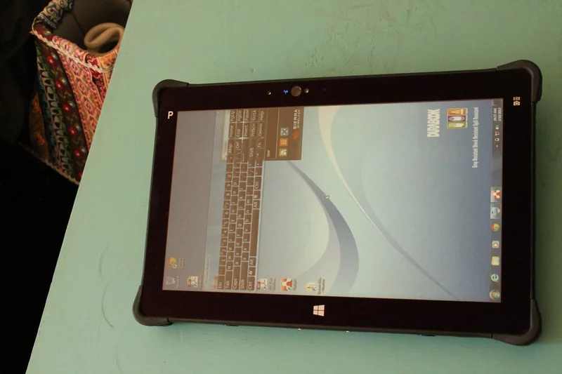 The HD display auto-rotates (Photo: Eric Mack/Gizmag.com)