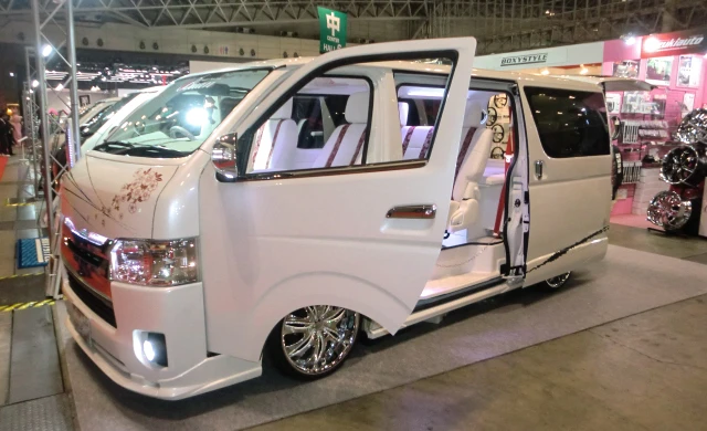 The Mini Van is the ideal family wagon in Japan – though not all of them look like this (Photo: Stephen Clemenger/Gizmag.com)