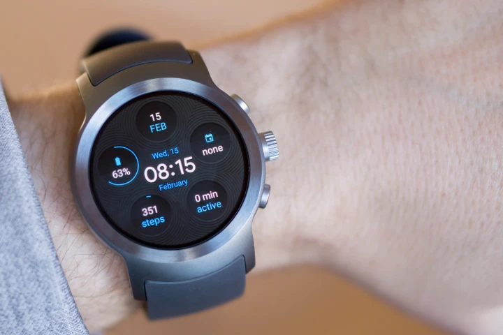 New Atlas reviews the LG Watch Sport, a standalone (LTE) smartwatch with much-improved Android Wear software