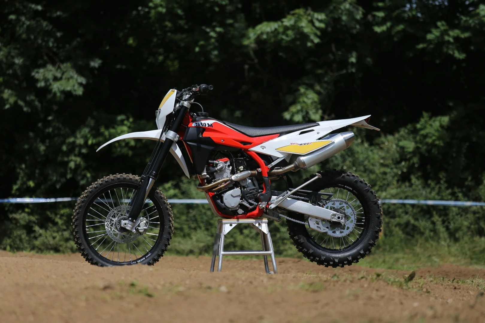 The smaller RS300R will be available along with the RS500R in September