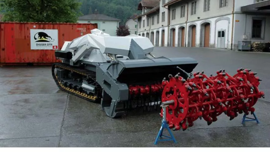 The D-3 is a robotic vehicle that uses a chain flail or tiller to detonate land mines (Photo: DIGGER DTR)