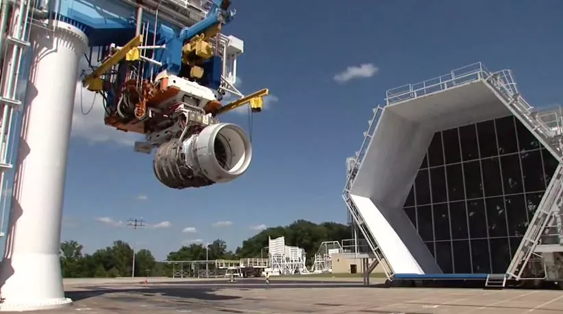 GE's LEAP engine, which will use CMCs