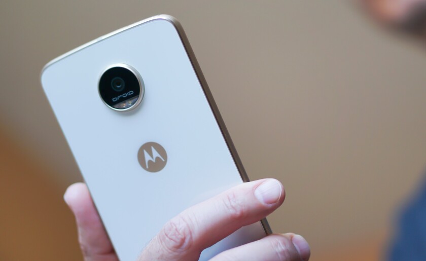 Bare Moto Z Play in hand