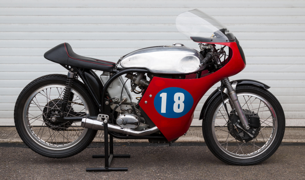 This 1962 Norton Manx 350 has spent almost its entire life being raced, and is hence fast and reliable as the weaknesses of the original design have been addressed, with enhancements to the performance by legendary tuner Ray Petty, an enclosed coil spring conversion, a four-leading shoe front brake, a belt primary drive, a Mitsubishi magneto, and a five speed gearbox. It sold for $25,712 (£19,550) Auction Description
